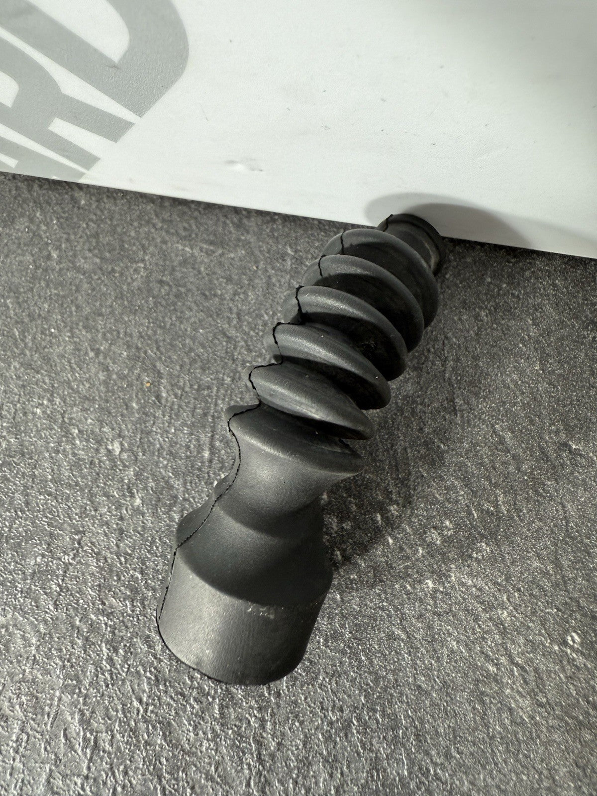 ee179f94-d111-4450-a722-e91ff1283e6b