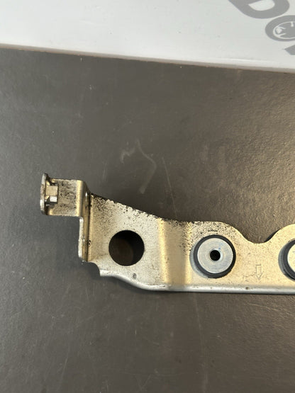 Yamaha MT07 Petrol Tank Bracket Fuel Tank Bracket 2014-2017 Tank Bracket OEM
