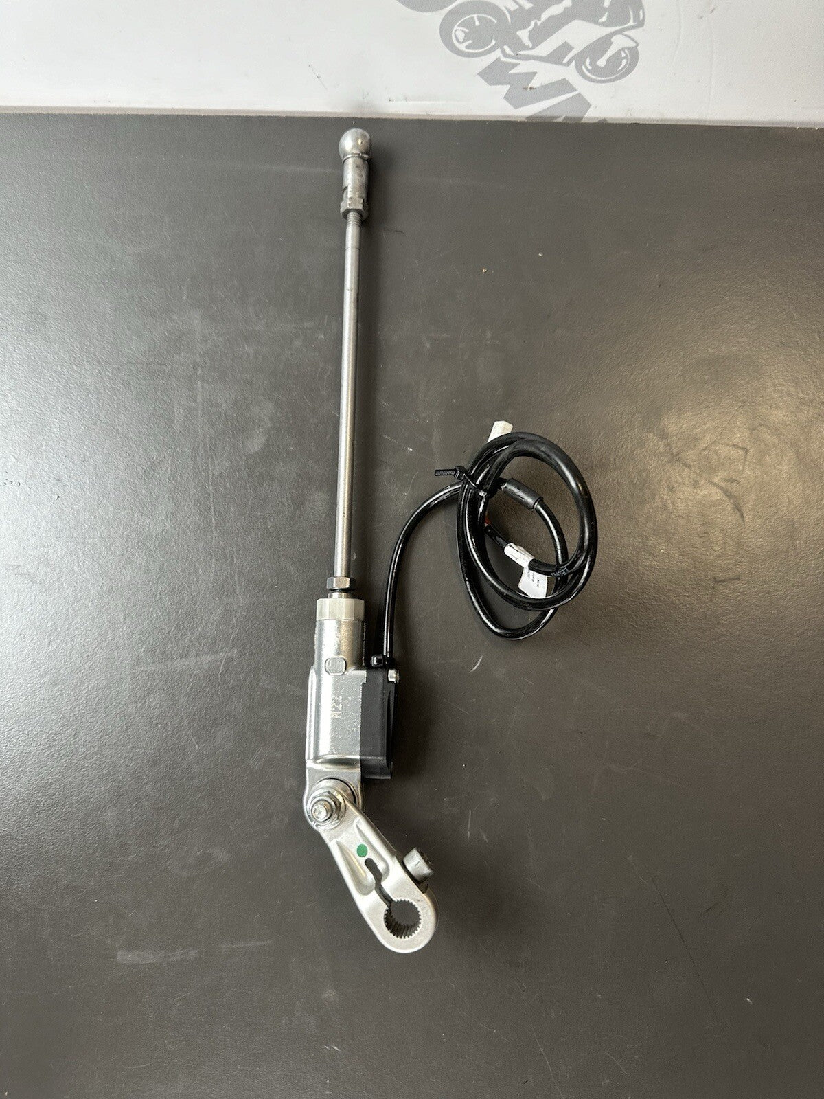 APRILIA RS660 Quick Shifter 2021 Aprilia RS 660 Quick Shifter 2D000602 OEM
