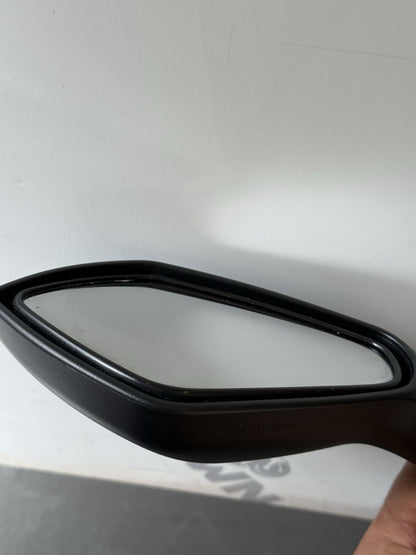 51dc8884-a184-4884-b7bf-bff1dcc6122d