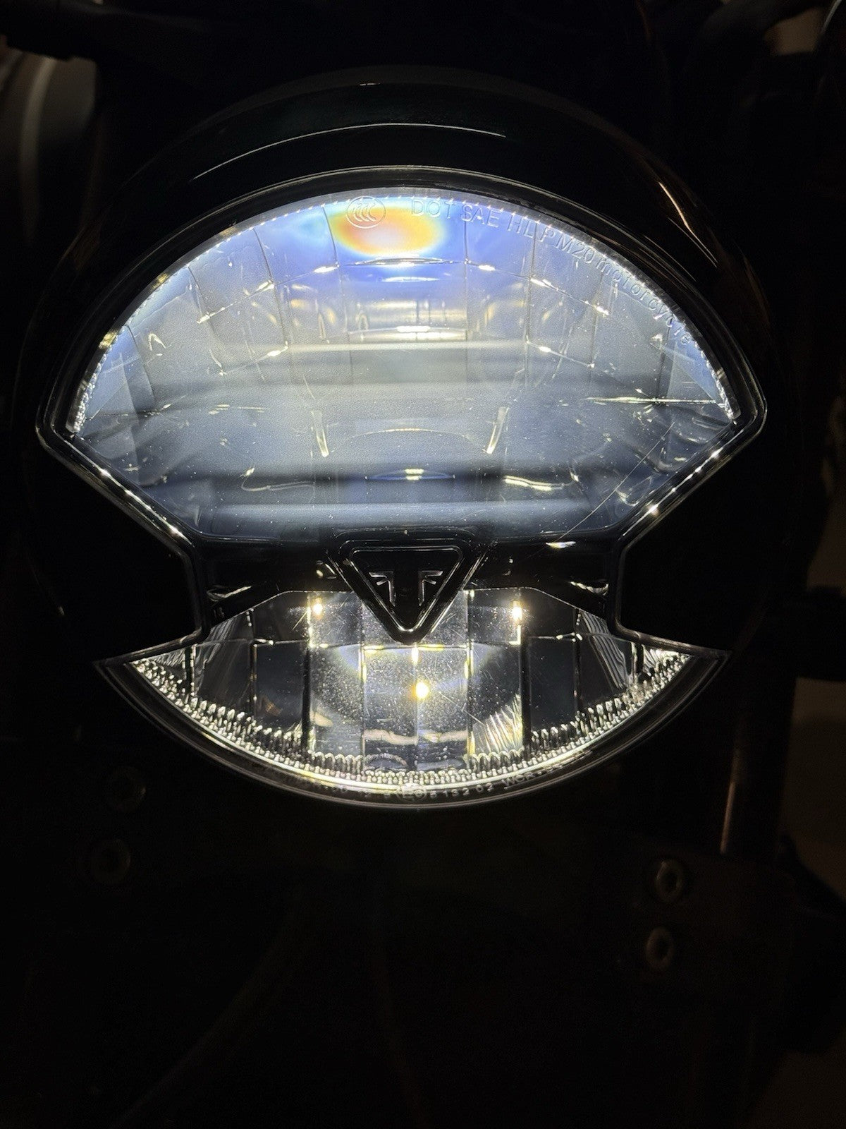 TRIUMPH TRIDENT 660 HEADLIGHT YEAR 2021-2024 Trident 660 Headlight OEM