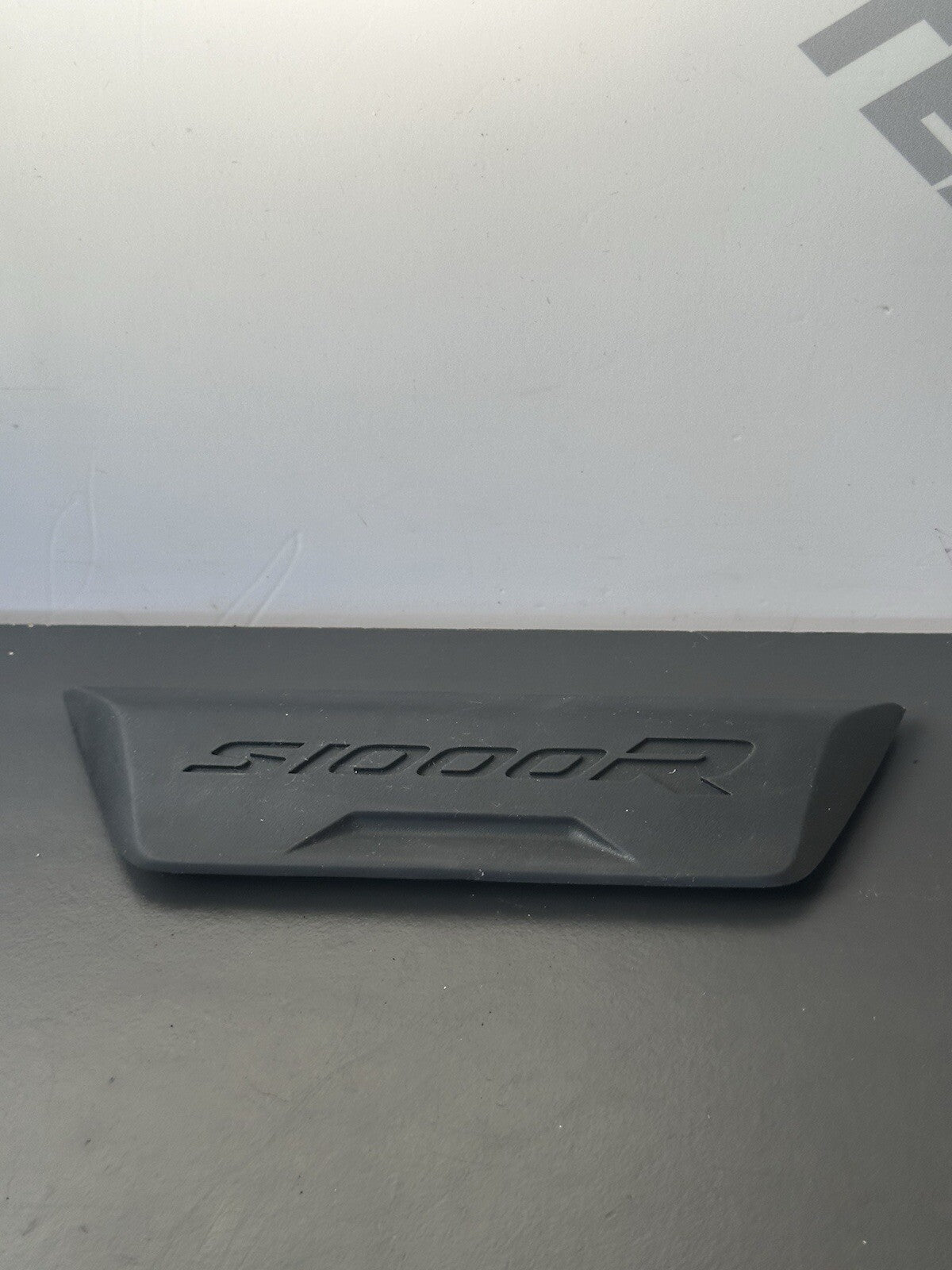 BMW S1000R REAR SEAT EMBLEM FAIRING COVER 8533891 2014-2020 BMW S1000R Emblem