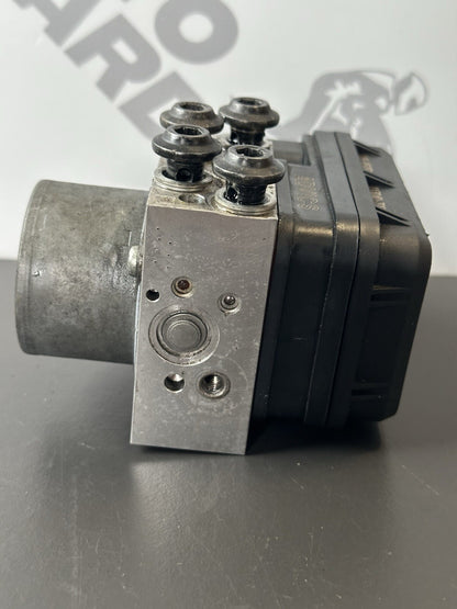 Yamaha MT07 ABS Pump 2014-2017 Yamaha MT-07 ABS pump 2014-2017 OEM