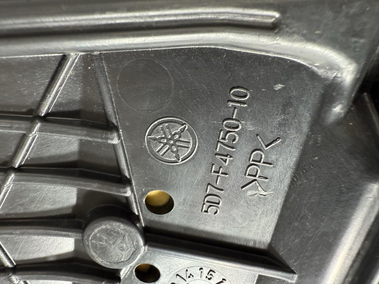 Yamaha YZF R125 R 125 2014 Seat Pillion Seat Rear Seat 26983 Miles 2008-2018 OEM