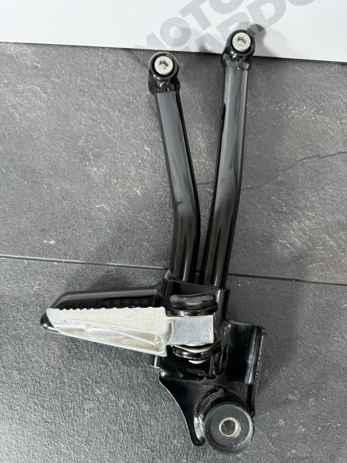 bcbf85b9-be8d-4ff9-ac87-e02c22f9fa09