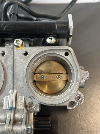 TRIUMPH STREET TRIPLE 765 RS 2017 Throttle Bodies 27,946 M 765RS Throttle Bodies