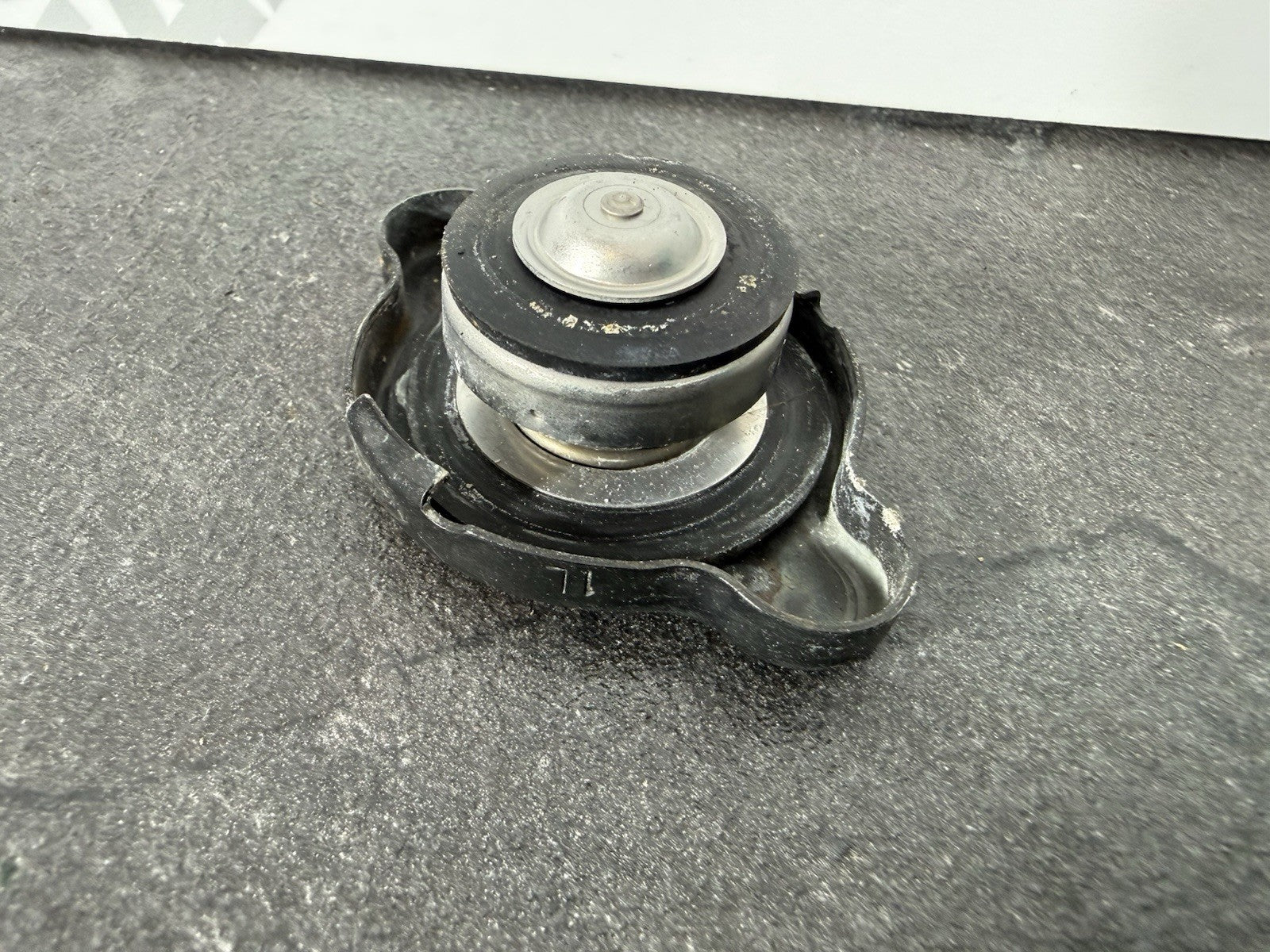 5c061e39-4df4-49a7-8c40-524c5883ca0a