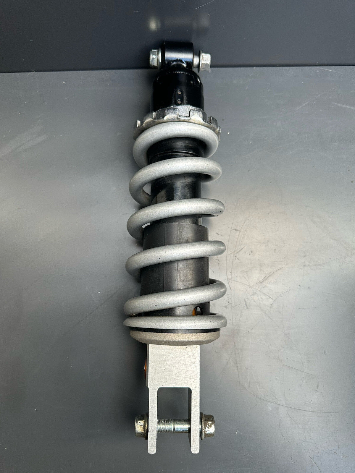 Yamaha Yzf R7 Yzf690 2022 - 2023 Rear Shock Absorber *UK ONLY* R7 Rear Shock