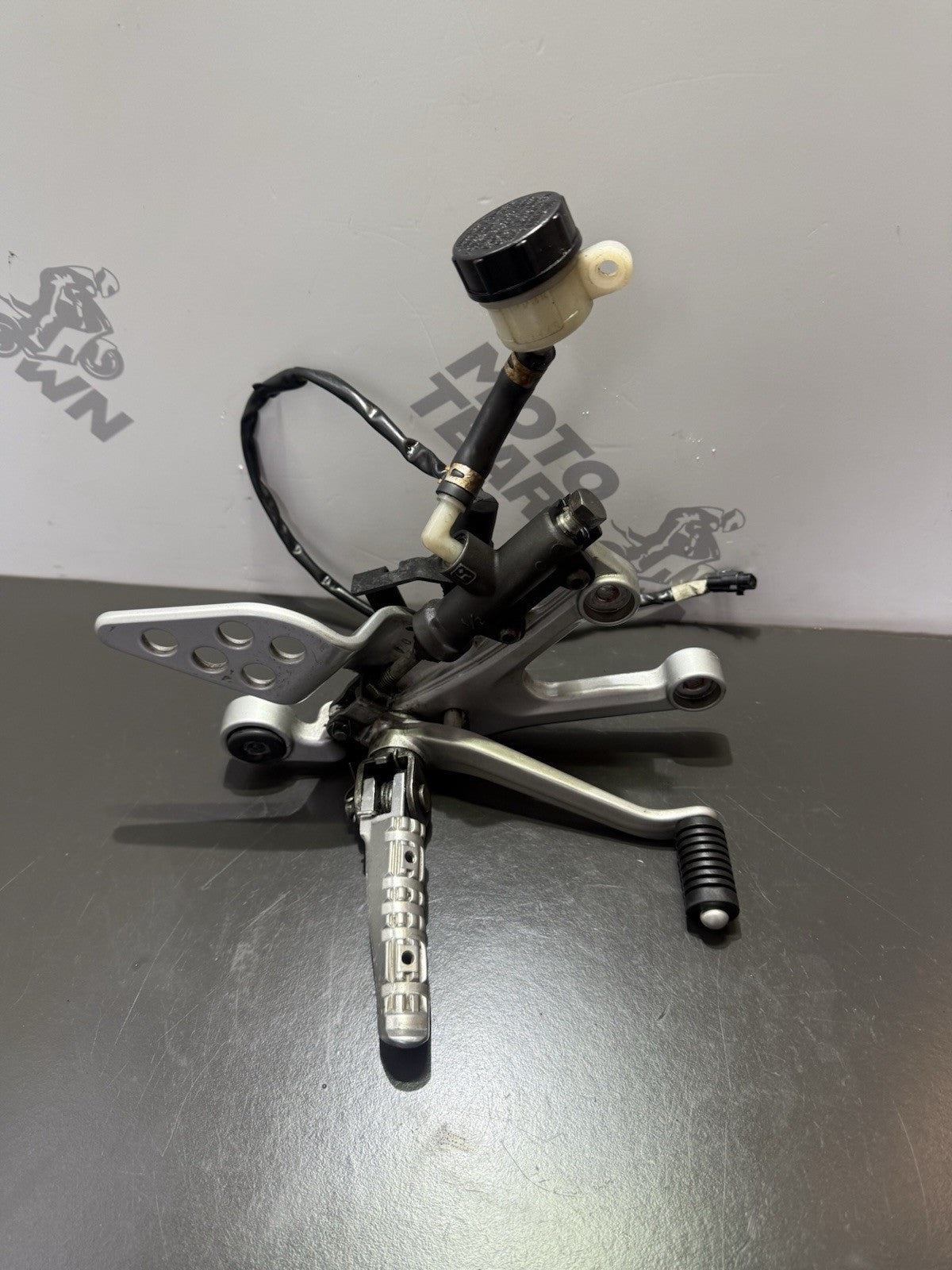 2c09603f-4795-4e51-b36d-427c6f81967d