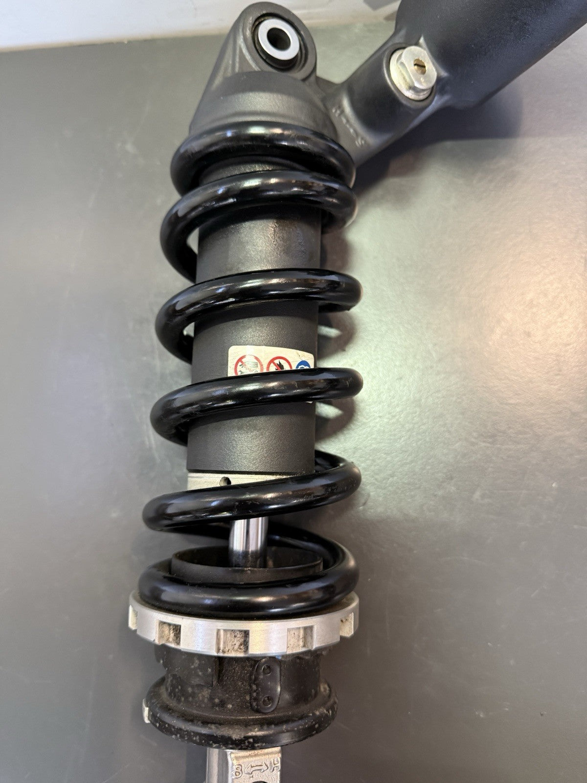 43bcb6f5-cea8-4952-90c6-db24b0e805ad