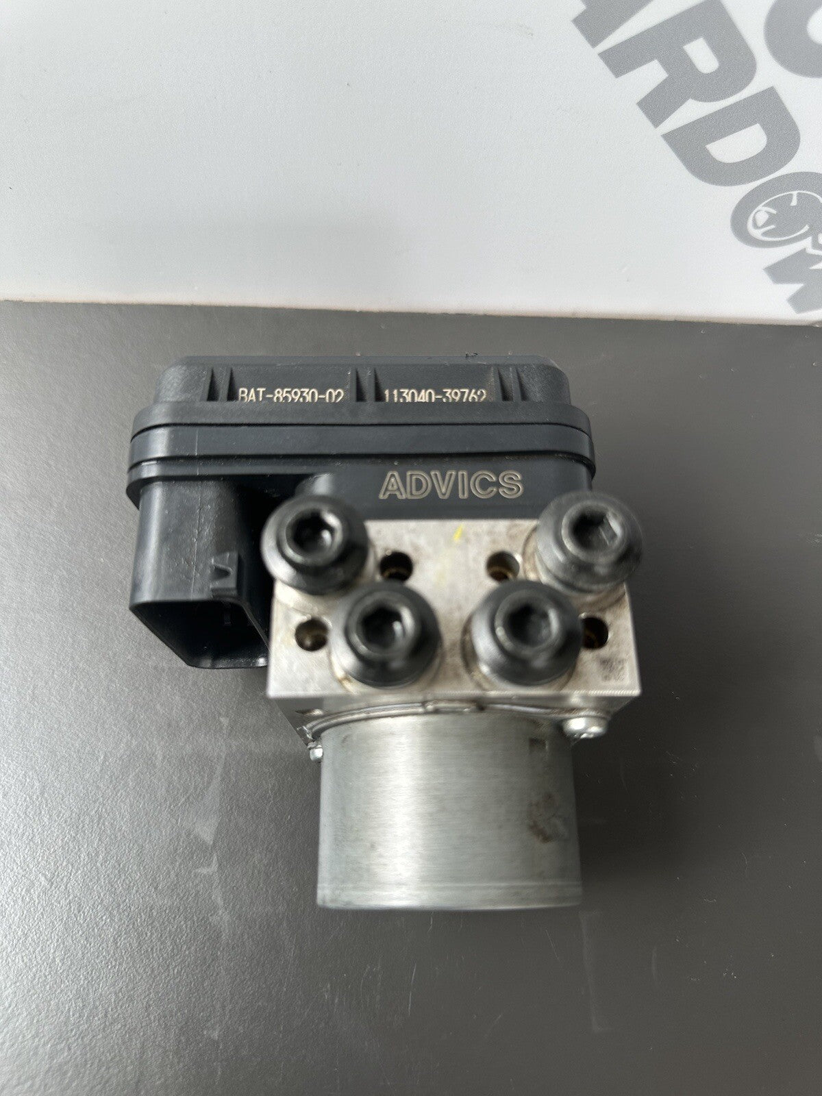 YAMAHA MT-07 ABS PUMP MODULATOR 2022 4855 Miles Yamaha MT07 ABS pump OEM