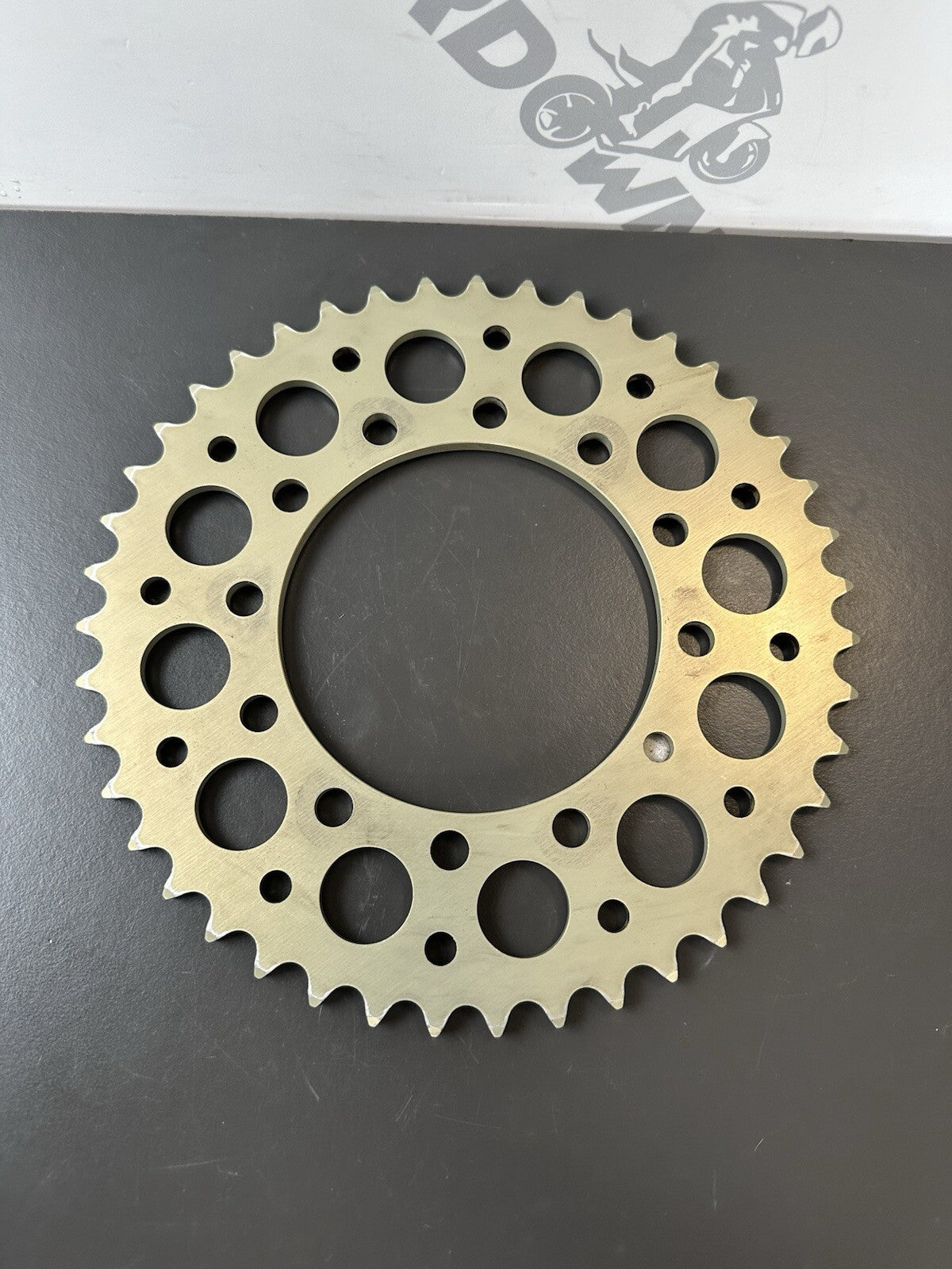 Suzuki GSXR600 525 Rear Renthal Sprocket. Hard Anodised 2011-2017 L1-L7 Renthal