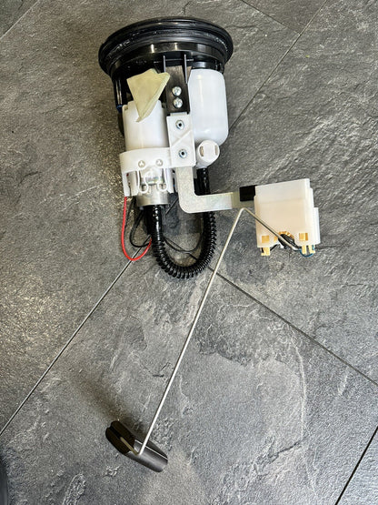 BMW S1000RR 2023 Fuel Pump Petrol Pump Sender 2019-2022 J43386 OEM *UK ONLY*