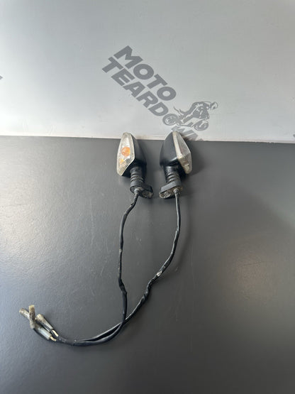 TRIUMPH STREET TRIPLE 675R Rear Indicators Left Right Indicators SPARES REPAIRS
