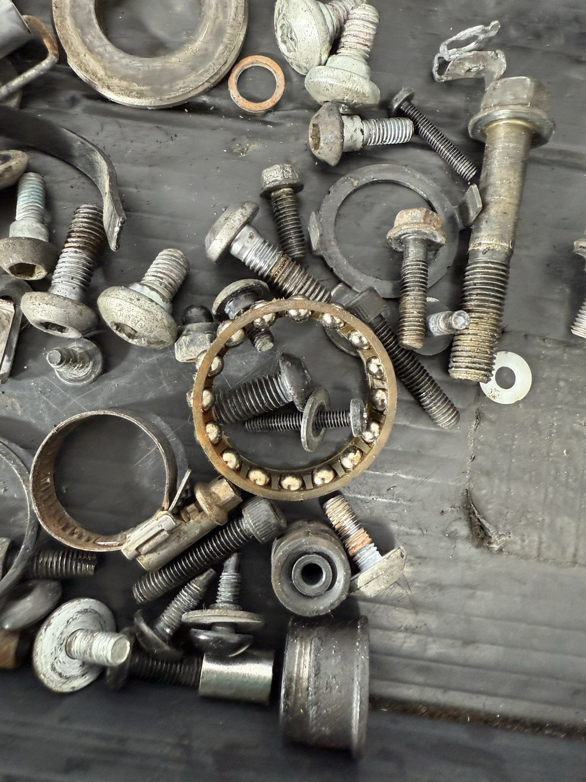Yamaha YZF R125 R 125 2014 Nuts Bolts Fixings Job Lot 26983 Miles 2008-2018 OEM