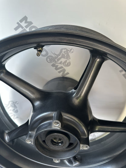 TRIUMPH STREET TRIPLE 675 Rear Wheel 675R Rear Rim OEM 2007-2011 Rear Wheel