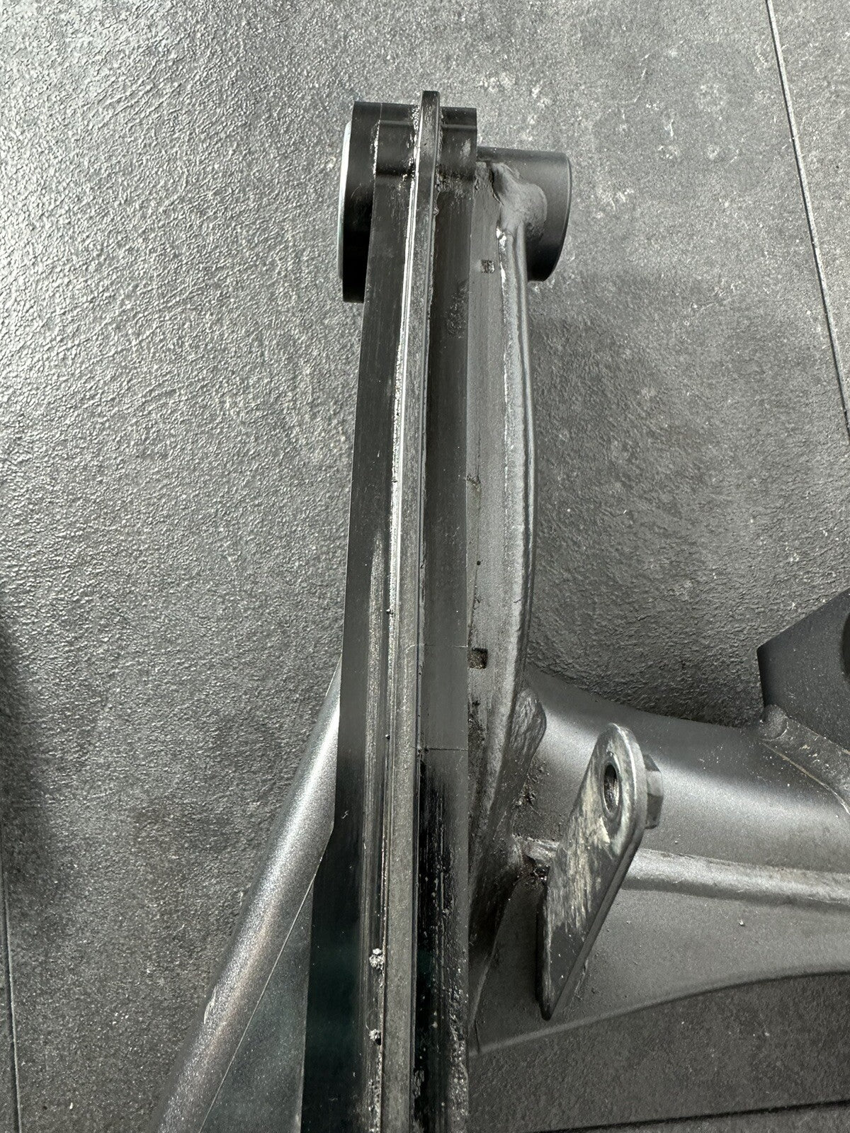 Yamaha R7 690 2024 Swingarm Swinging Arm Only 1784 Mile 2022 2023 OEM