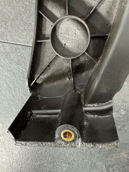 63c98e61-7b53-4a09-8987-a36d38162732