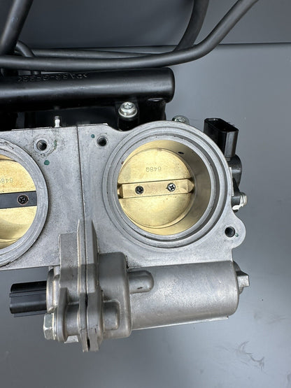 Triumph Speed Triple 1200 RR throttle Bodies Throttle Bodies 2022- 1200RR OEM