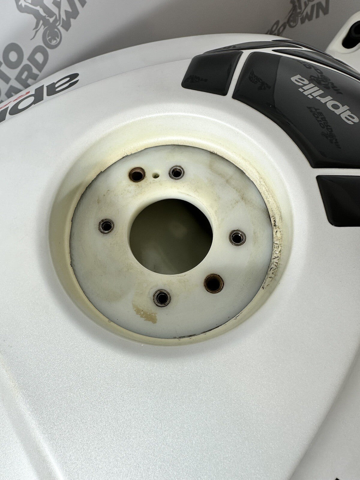 Aprilia Tuono V4 1100 2021 Fuel Tank Petrol Tank 6606 Miles 2022 2023 24 UK ONLY