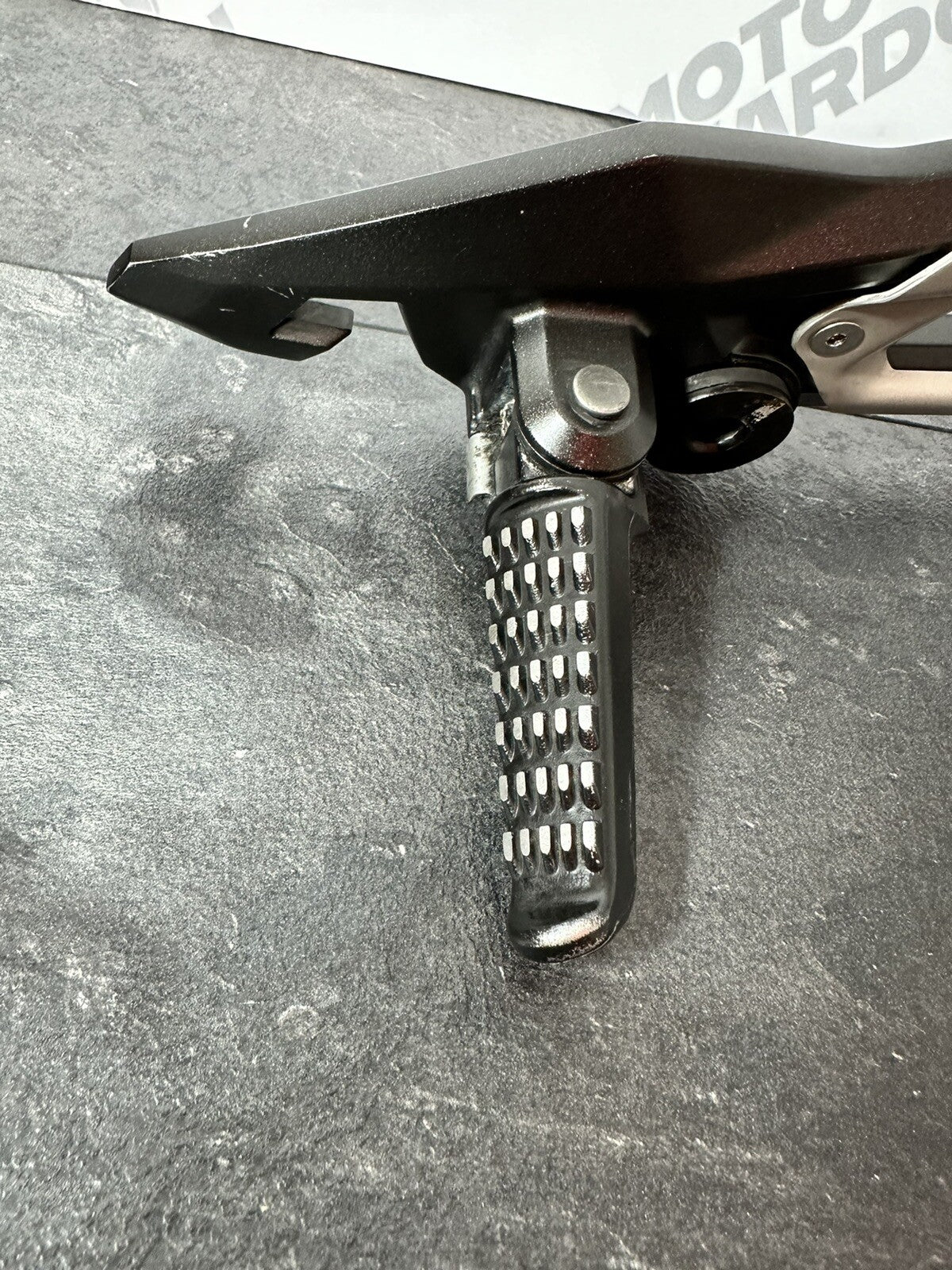 Kawasaki Z800 2016 Right Footrest Rearset Pillion Mount 12691 Mile 2013-2018 OEM