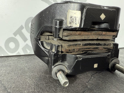 984f0e09-53b3-4df4-8ff7-43306270960c