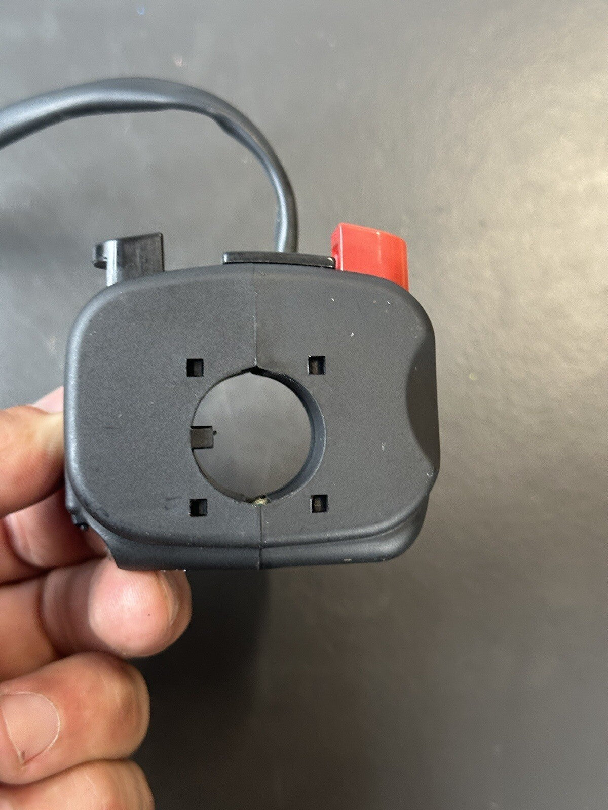 Aprilia Tuono V4 1100 Factory 2017 Right Switchgear Kill Switch OEM 2017 9105 M
