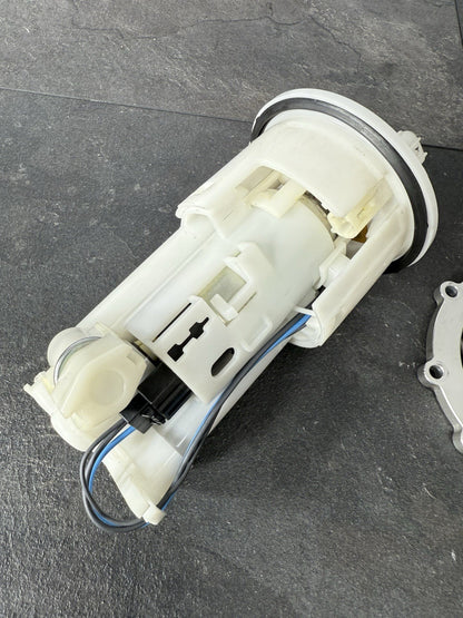 Triumph Street Triple 765 RS 2021 Fuel Pump Petrol Pump 21650M 2020-22 *UK ONLY*