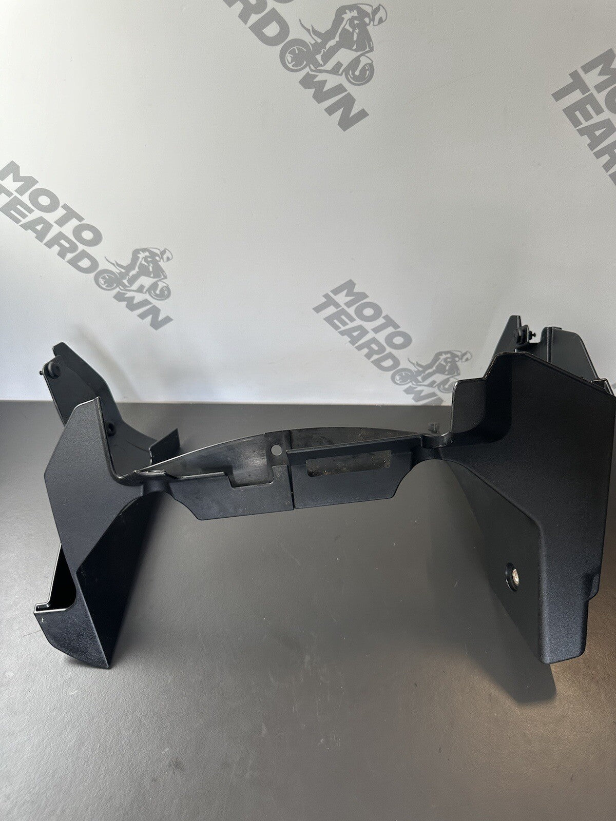 Aprilia Tuono V4 1100 Radiator Fairing Cowl Frame 2017 RSV4 2B001756 2B003831