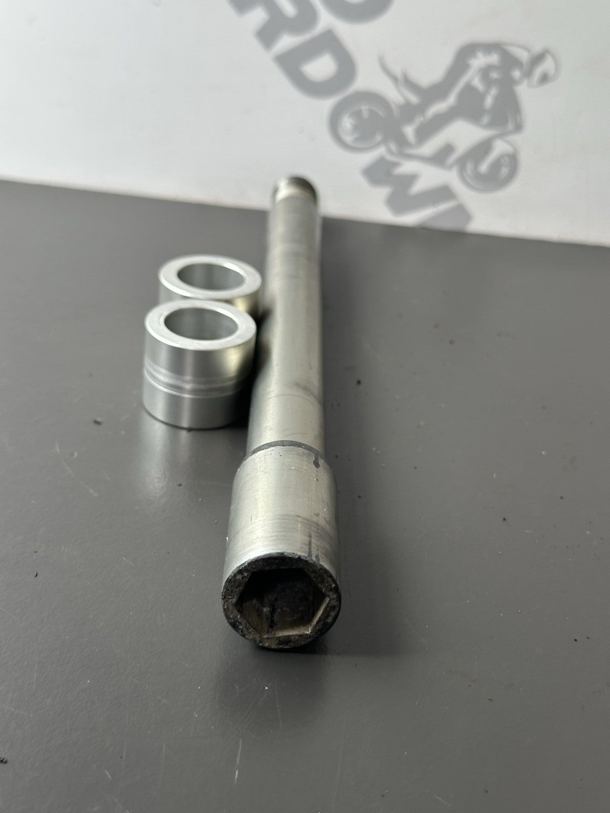 TRIUMPH STREET TRIPLE 765R 765RS FRONT WHEEL SPINDLE AXLE Front Spindle 2017-19