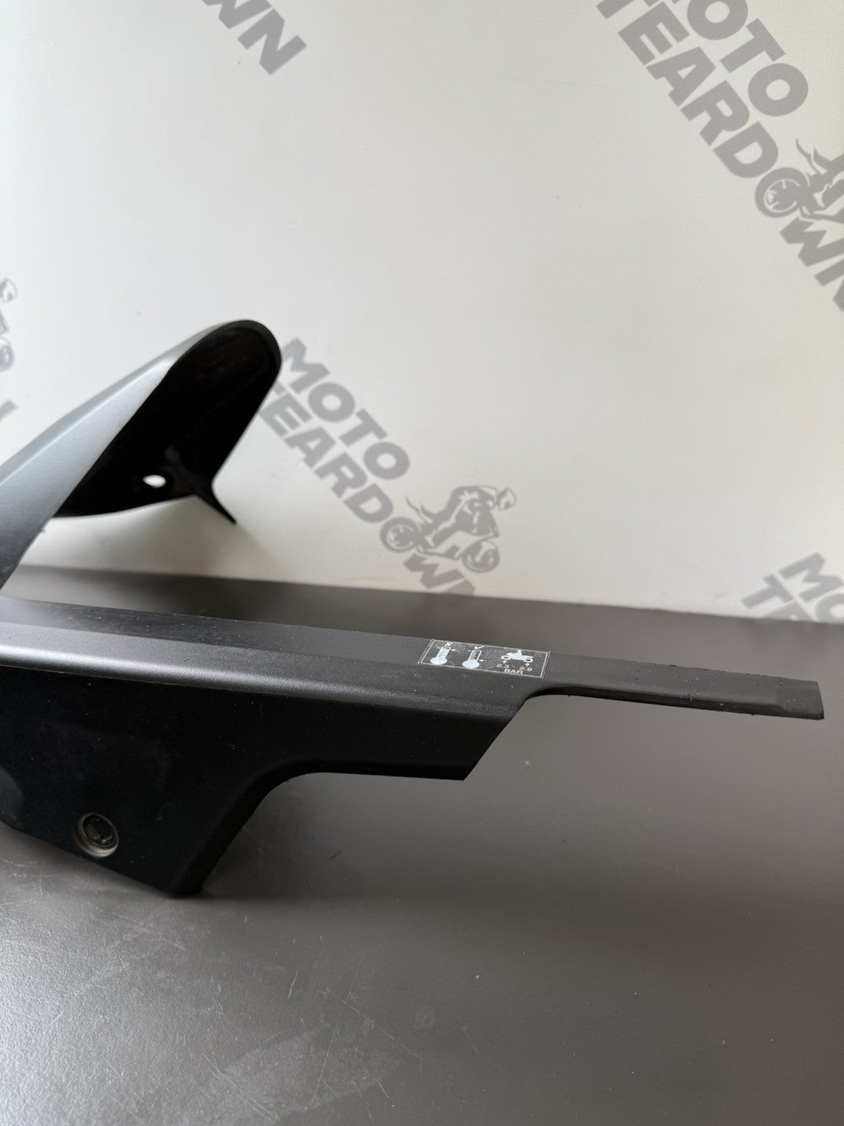 TRIUMPH TRIDENT 660 Rear Mudguard Rear Hugger Chain Guard 2021-2024 T2053300 OEM