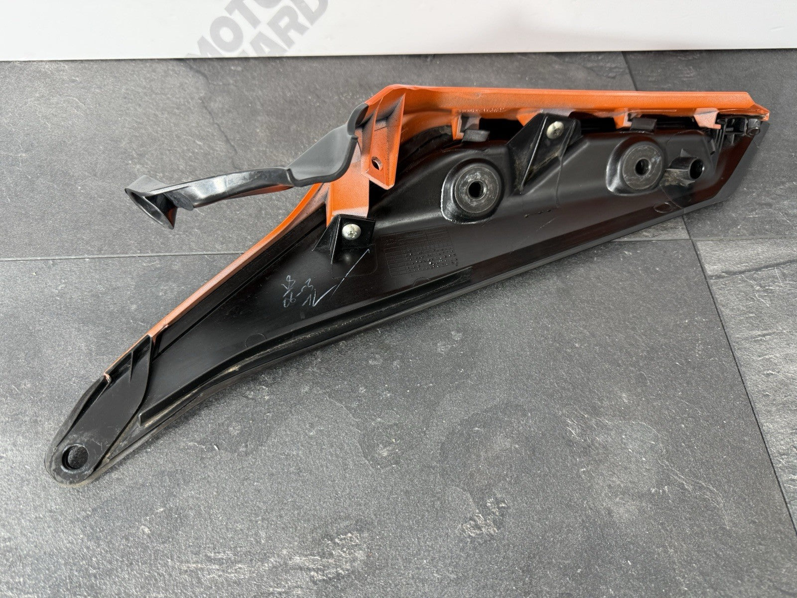 14284d93-398f-47e9-8662-0224abfdcd75