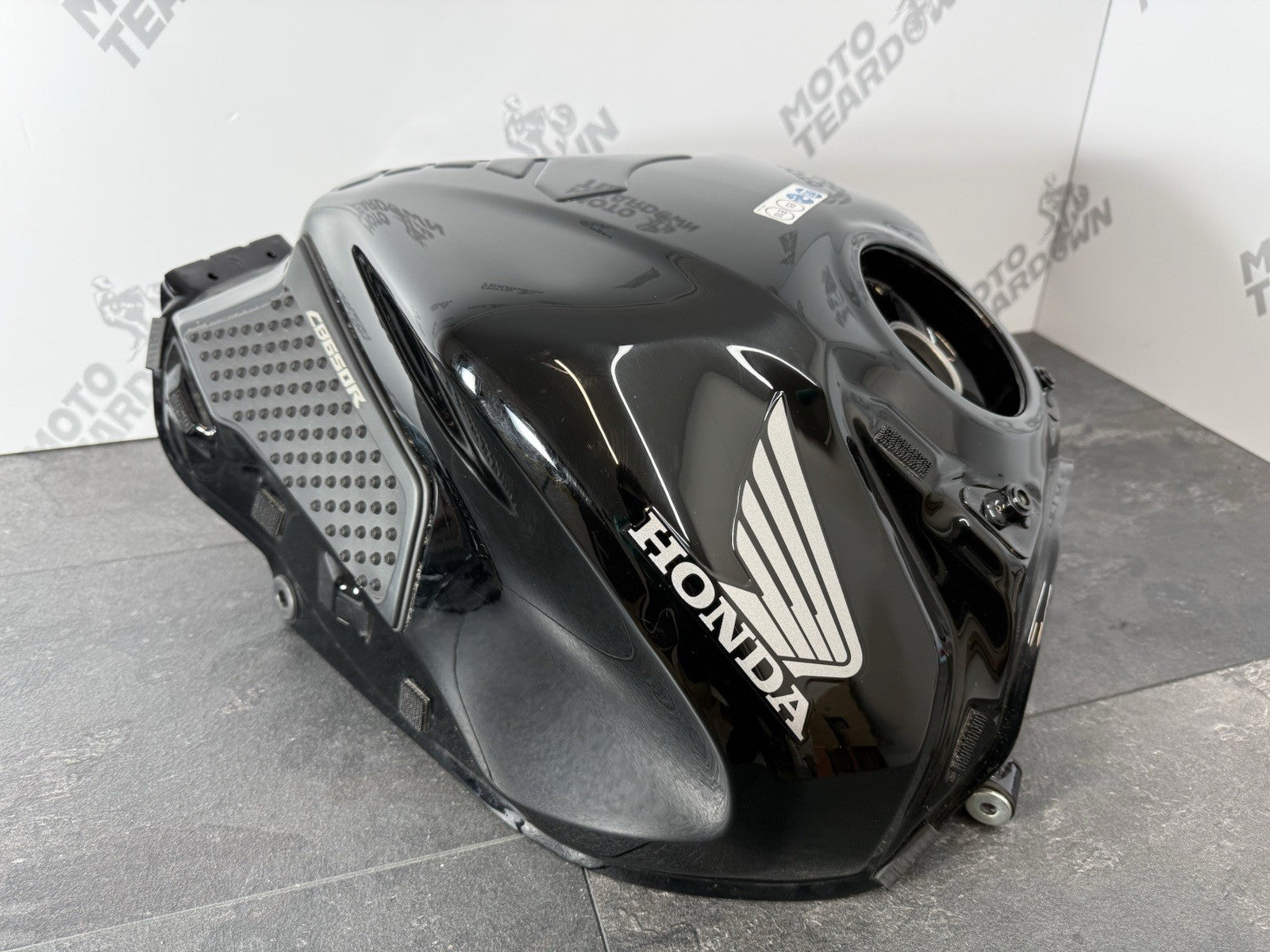 e7322f62-4325-4aa1-ae82-526b7c219ab4