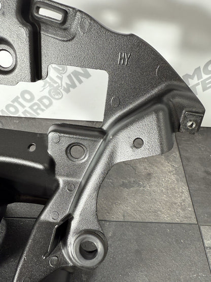 Triumph Street Triple 765 RS 2021 Clock Stay & Light Mount 21650 Miles 2020-2022