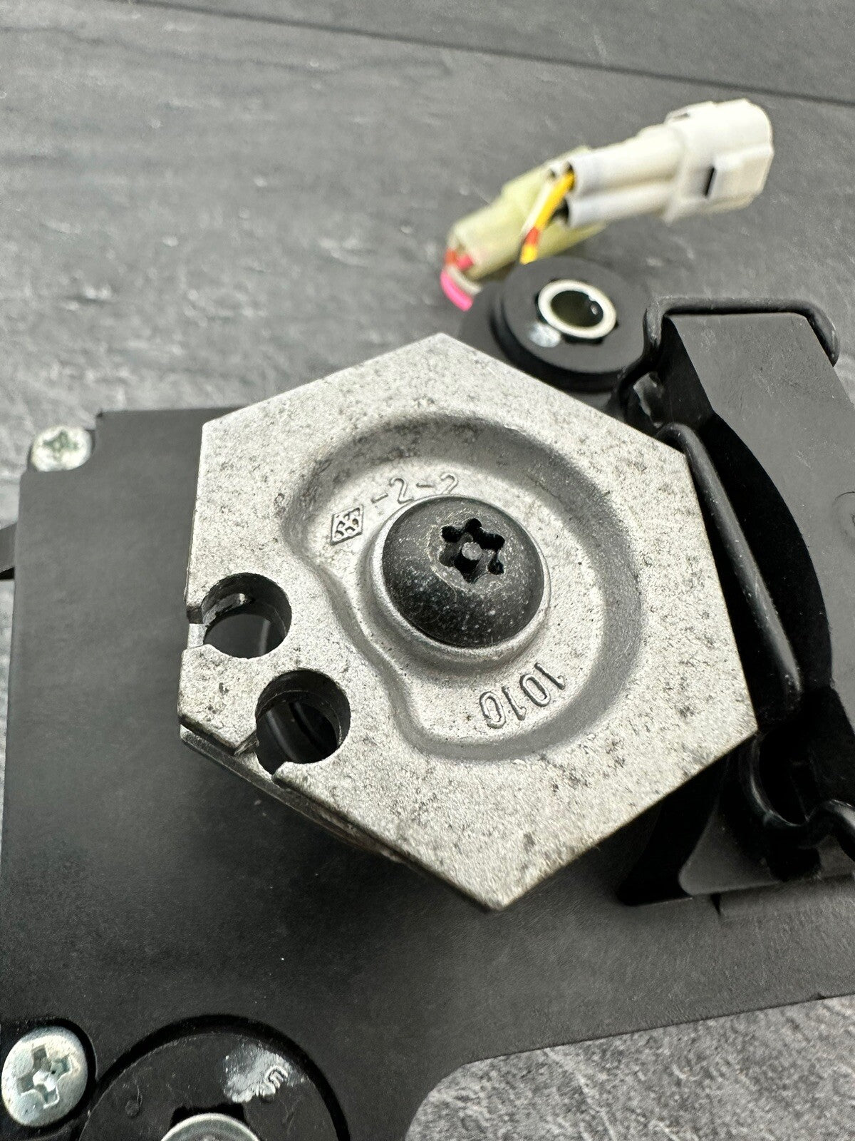 Kawasaki ZX6R 636 ABS 2016 Exhaust Valve Actuator Motor 8655m 2013-2015 OEM