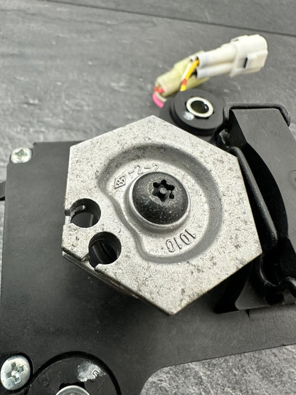 Kawasaki ZX6R 636 ABS 2016 Exhaust Valve Actuator Motor 8655m 2013-2015 OEM