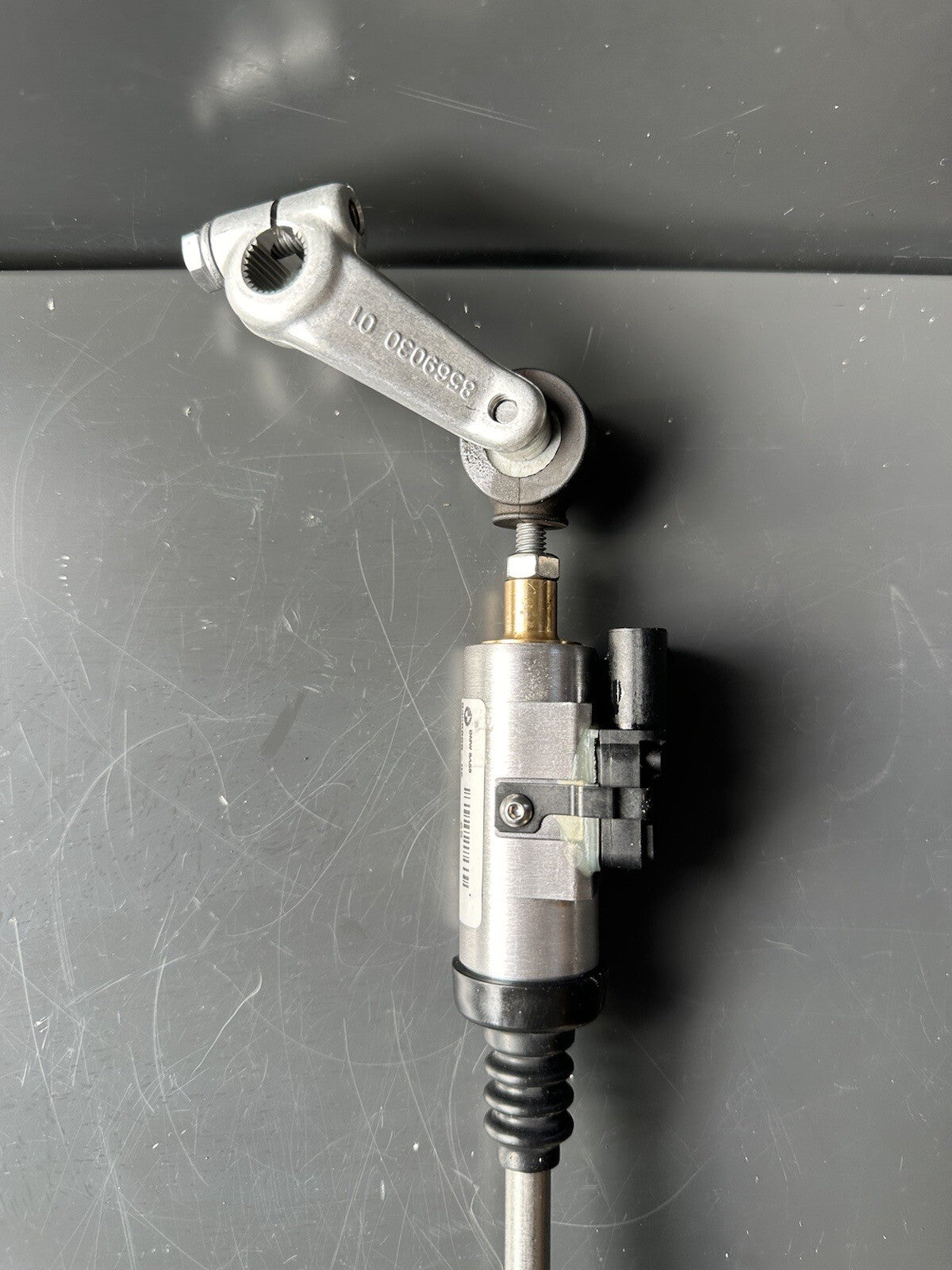 BWM S1000R Sport Quick Shifter Gear Shifter And Gear Pedal 8355688 2021-2023 OEM