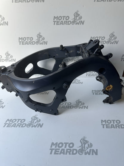 Suzuki GSXR1000 2010 Frame Chassis CATEGORY N READ DESCRIPTION 19,756 Miles