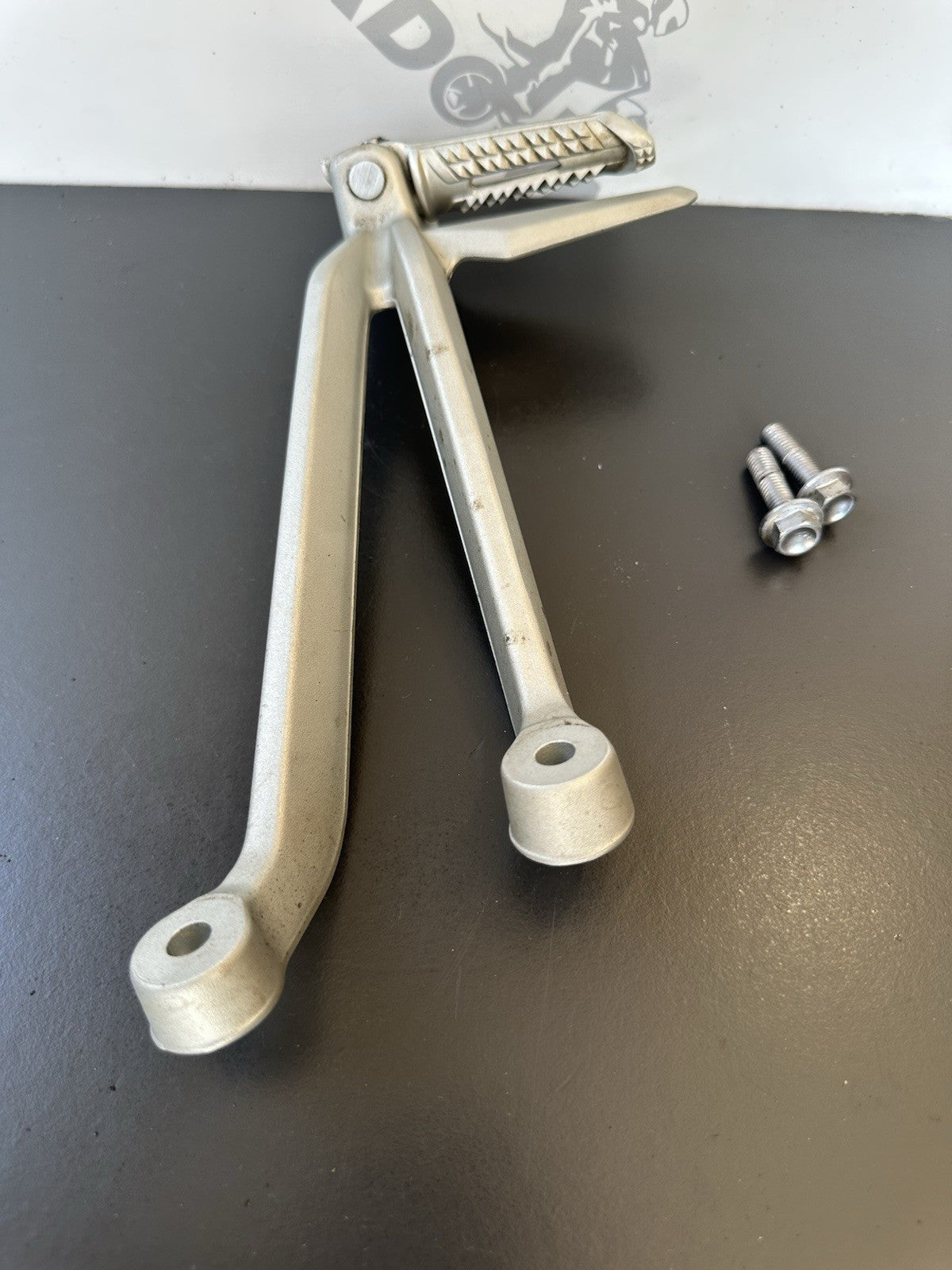 TRIUMPH STREET TRIPLE Right Pillion Footrest Hanger- 765R 765RS T2081987 2017-19