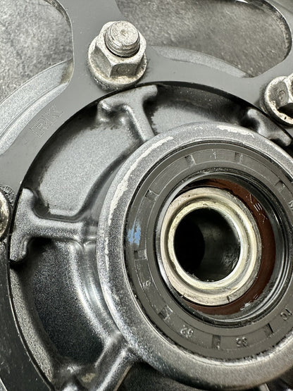 Triumph Street Triple 765 RS 2018 Rear Sprocket Cush Drives 15244m 2017-2020 OEM