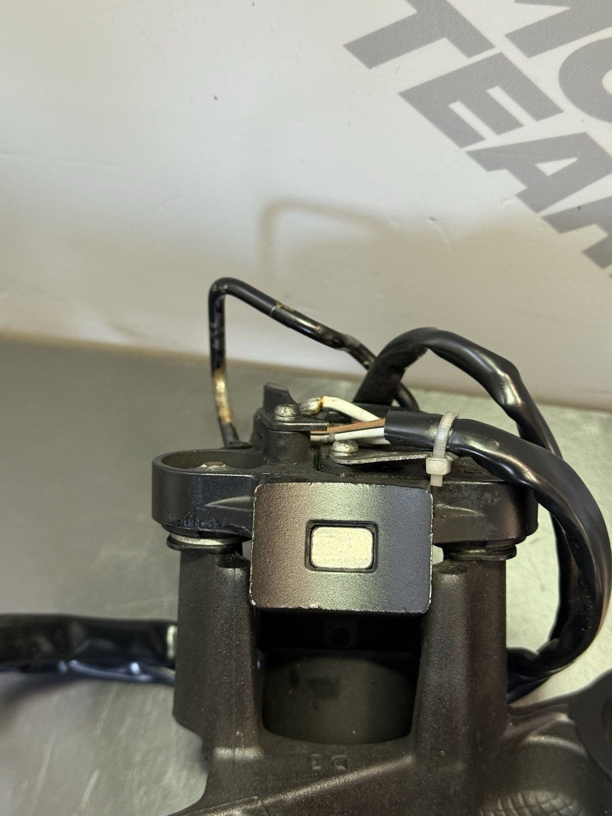 40801329-44a9-4d16-a7d1-2f4a688077ba