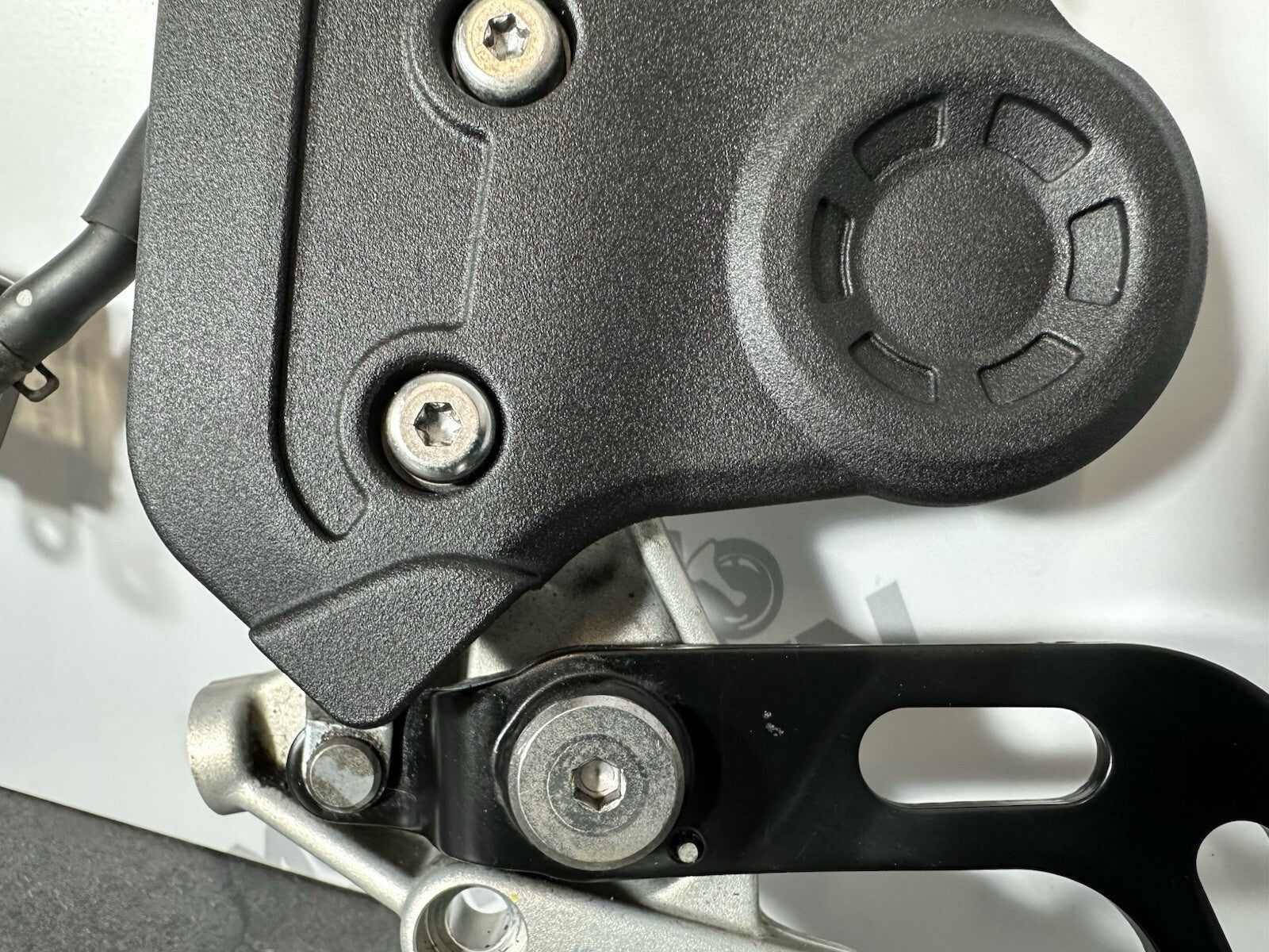 Triumph TIGER 900 GT PRO 2022 Right Footrest Rearset Rear Brake 6337m 2020-2023