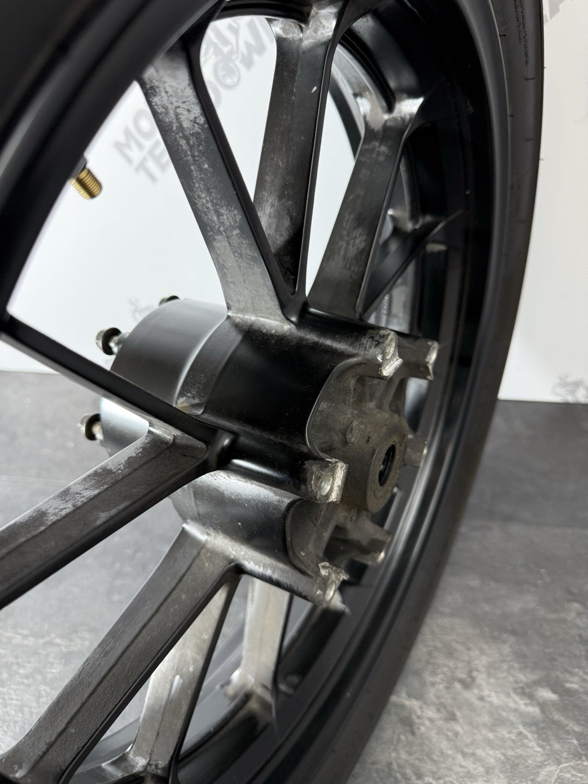 Yamaha YZF R125 R 125 2014 Front Rear Wheels Pair & Tyres 26983 Miles 2008-2018