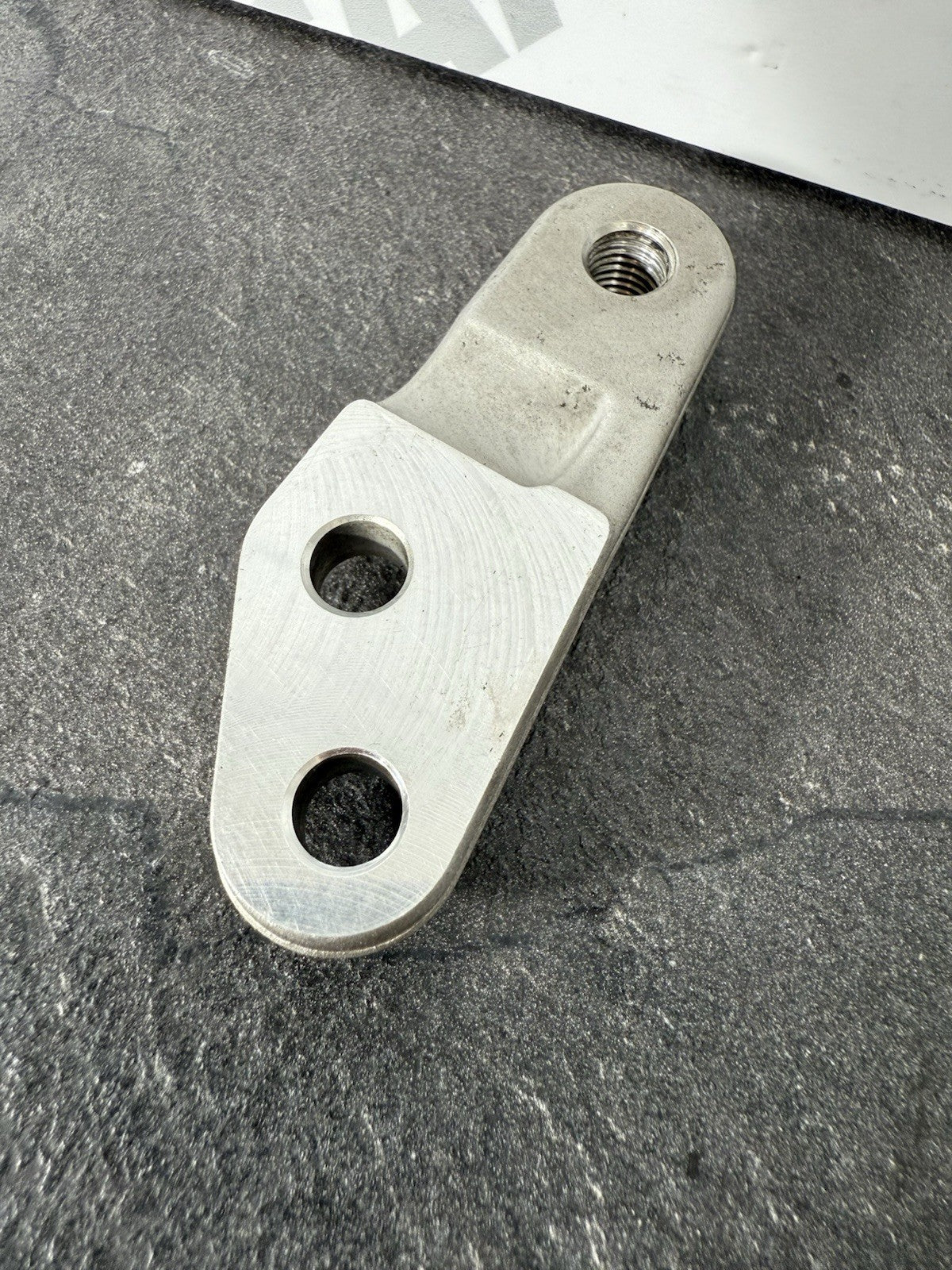 Suzuki GSXR 1000 2018 Gear Shift Mount Bracket 2017-2025 OEM MM