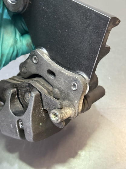 ef08da4d-8fa3-443c-b5e6-05fc2632d7bb