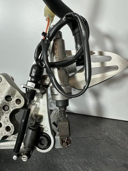 Suzuki GSXR 1000 2014 Right Footrest Rearset & Mount 22774 Miles 2009-2016 OEM