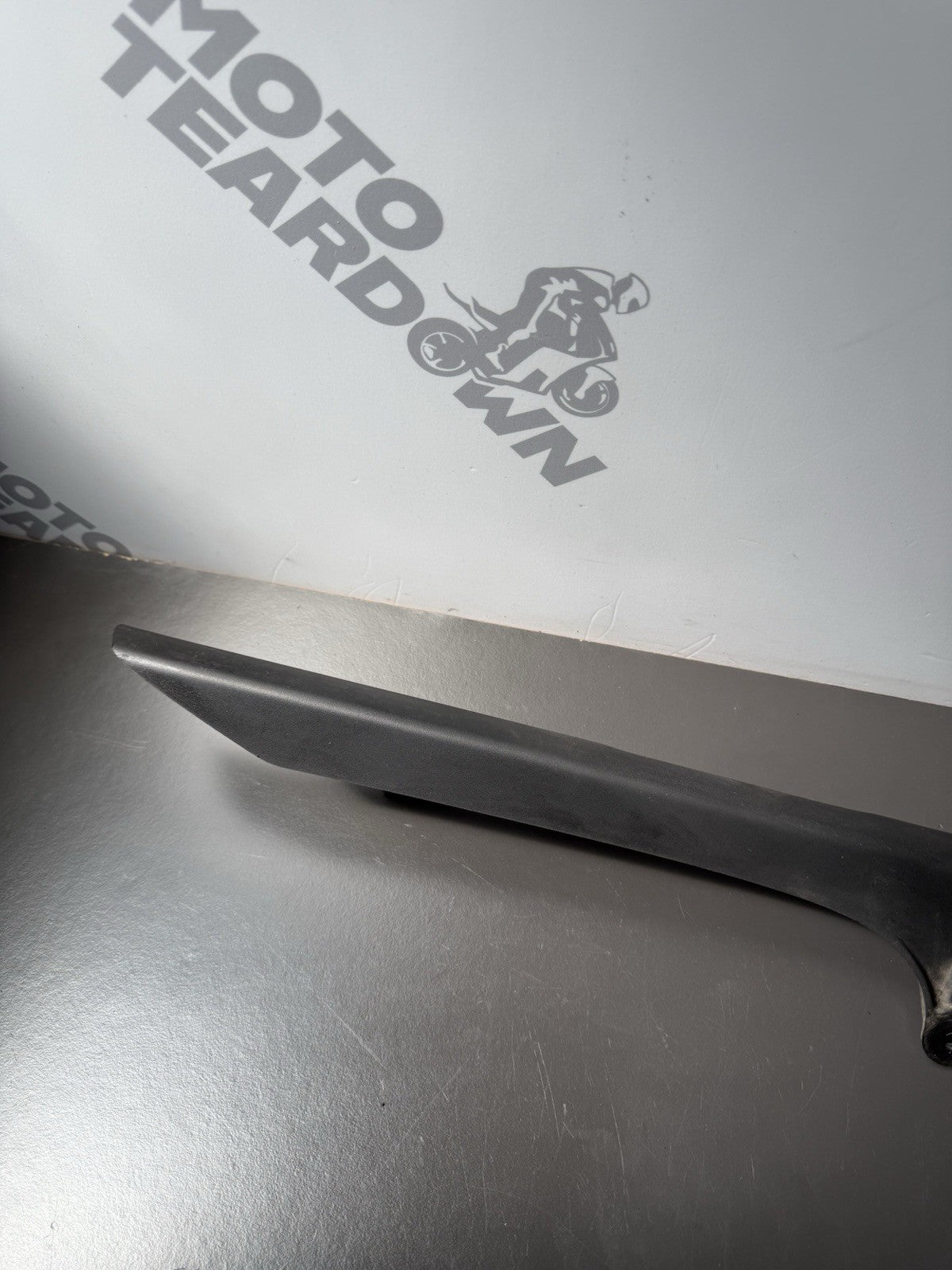 TRIUMPH STREET TRIPLE 675R 675 CHAIN GUARD 675R Chain Guard T2050400 2007-2011