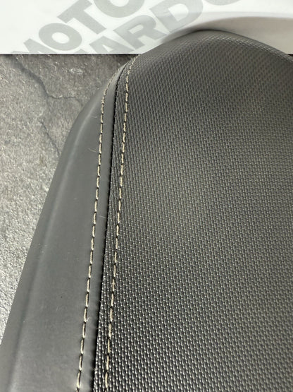 Triumph Street Triple 765 RS 2021 Pillion Rear Seat 21650 Miles 2020-2022