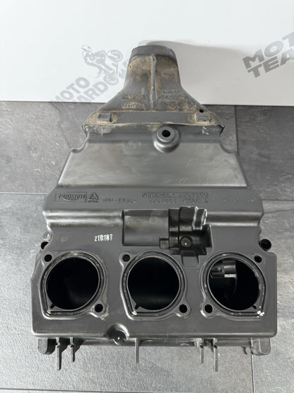 Triumph Street Triple 765 RS 2021 Airbox Filter Housing 21650 Miles 2020-2022
