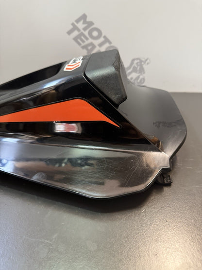 c2e9fe88-7bae-40db-b704-554af6ecea56